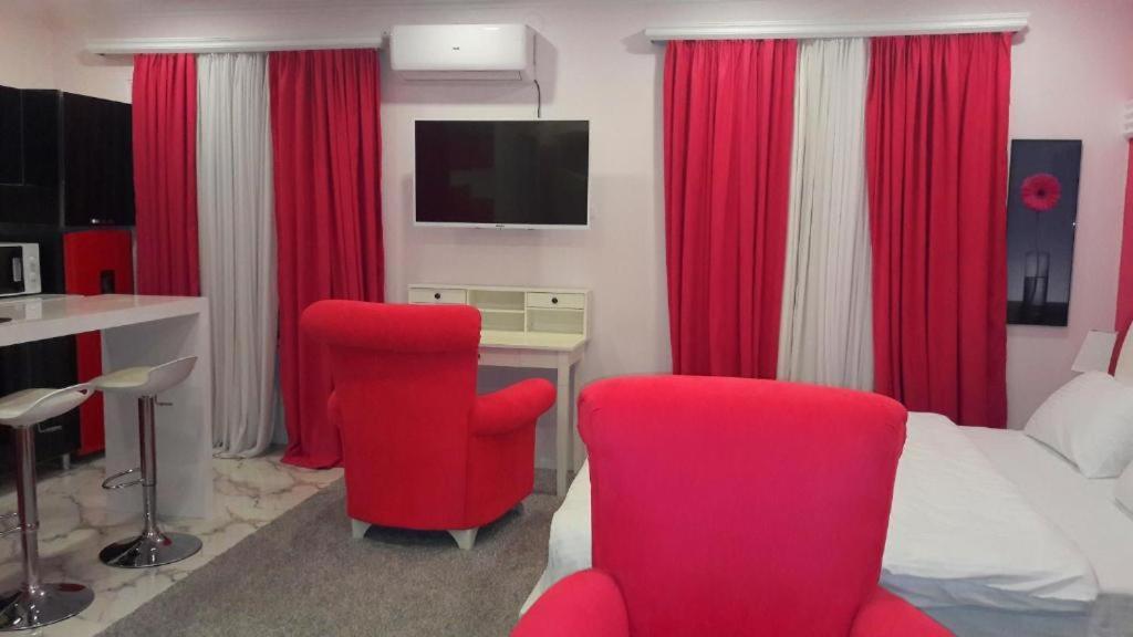Hotel Lilo near Airport Tiflis Exterior foto